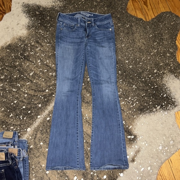 American eagle flare jeans - Picture 3 of 4